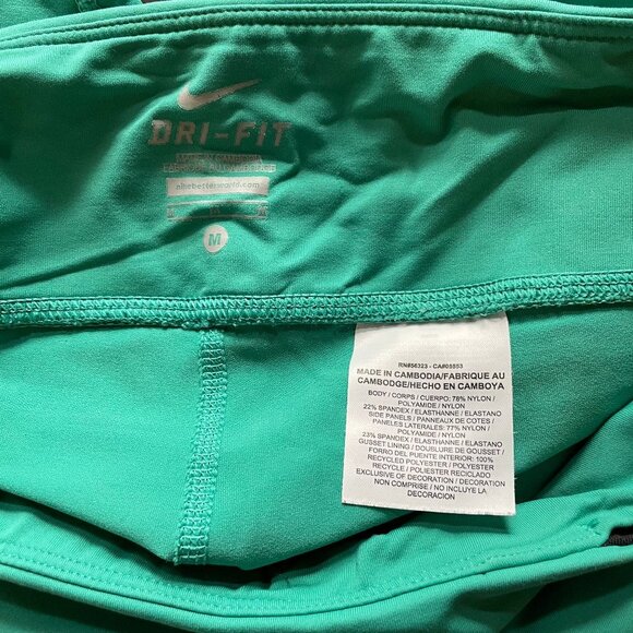 Nike Capri Leggings - Picture 4 of 4